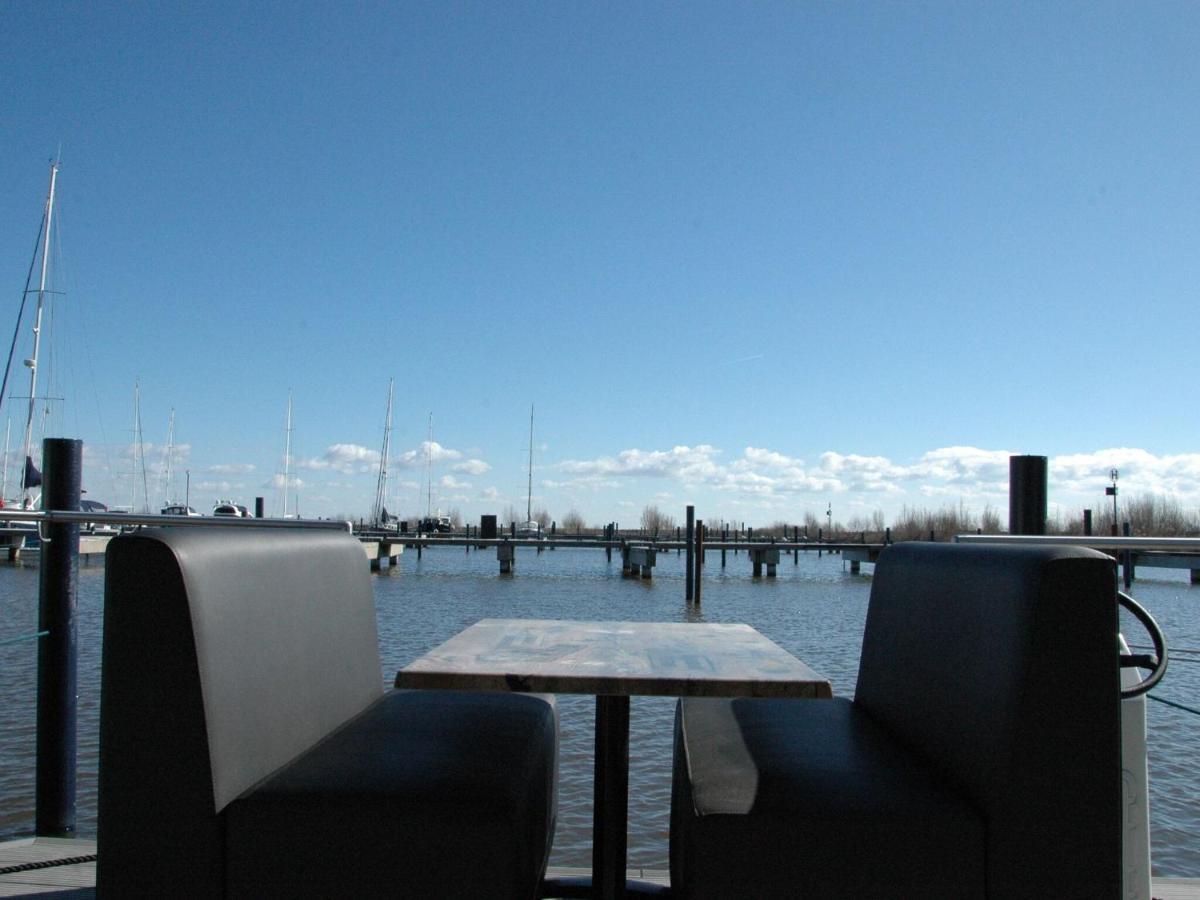 Beautiful Houseboat In The Harbour Of Volendam Near Centre Hotel Kültér fotó